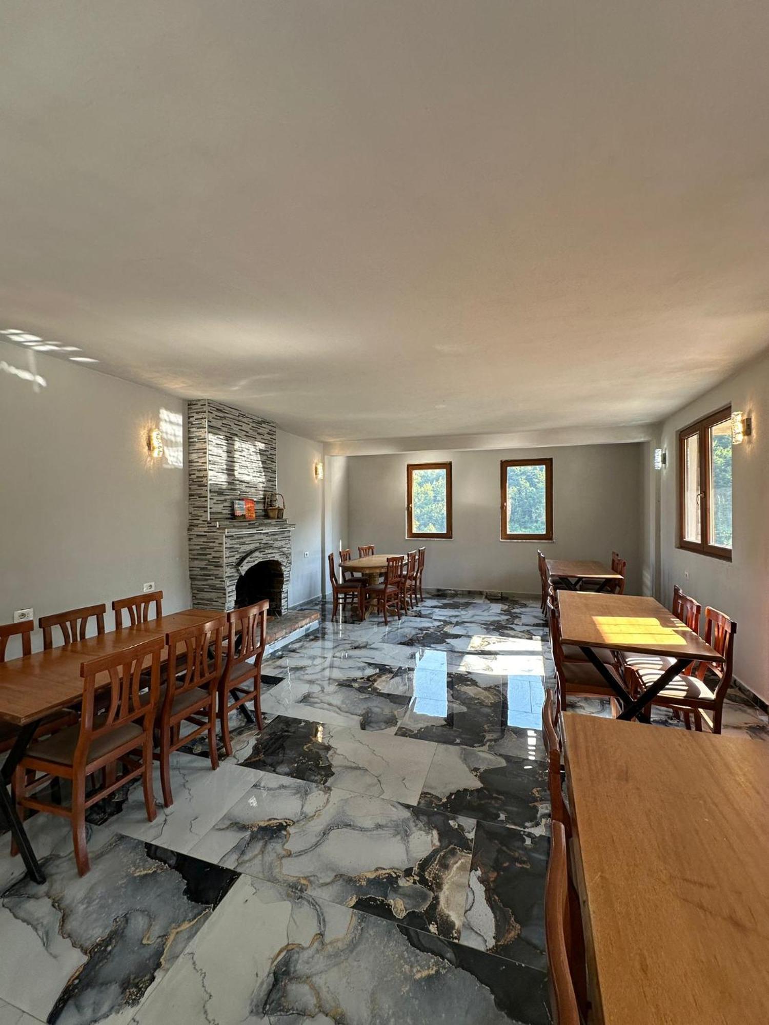 Guest House Kukaj ヴァルボナ エクステリア 写真